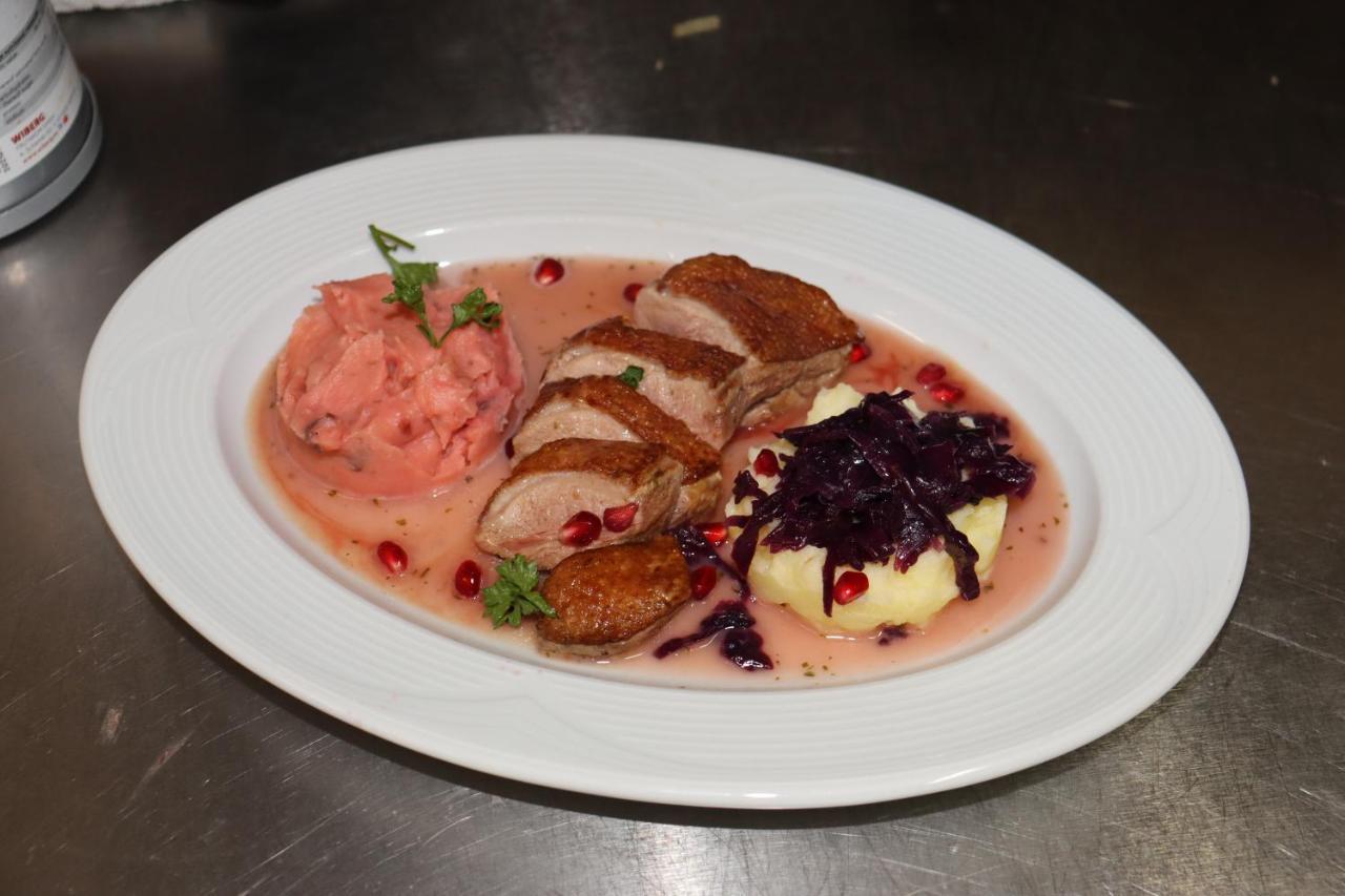Schwarzes Ross Hotel & Restaurant Oberwiesenthal Dış mekan fotoğraf